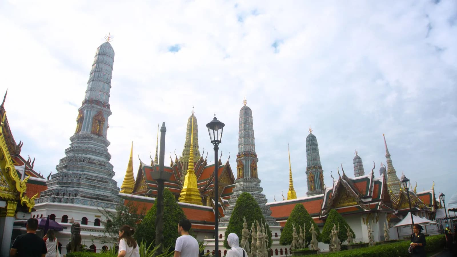 เที่ยวฝั่งพระนคร: เดินชม 3 วัดเก่าแก่ ย้อนรอยประวัติศาสตร์ไทย