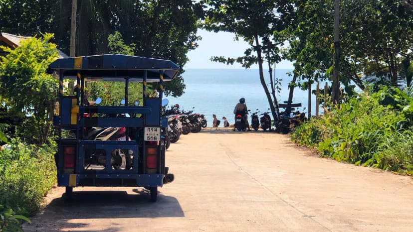 หาดซันเซ็ท เกาะปู